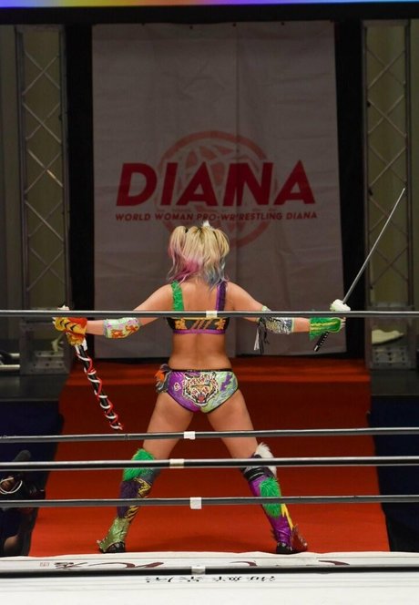 fight onlyfans beautiful nude pics