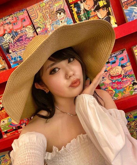 makeup artist onlyfans pornos pic