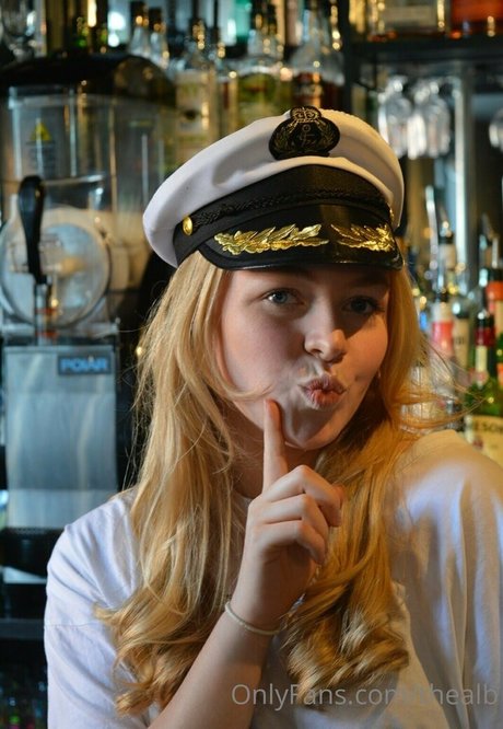 thealb high quality actress img