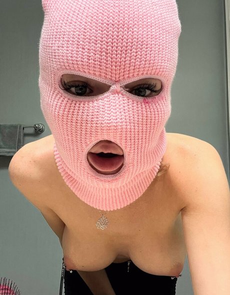 blonde shemale onlyfans sexy nudes galleries