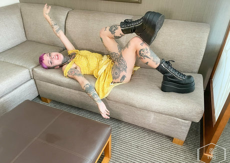 travelswithgrey nude pornstar pics