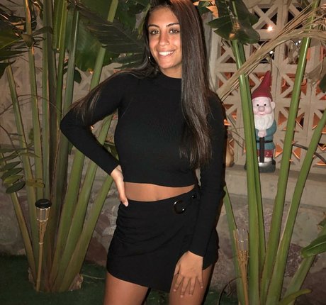 Shahar Halaf star beautiful pics