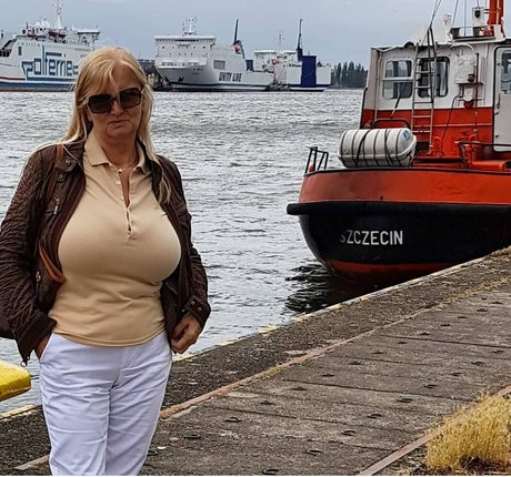 Beata Stanczak erotic actress img