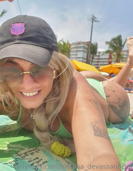 melissa devassaoficial model hot pictures