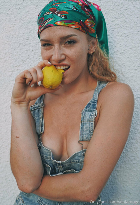 outdoor milf onlyfans beautiful naked archive