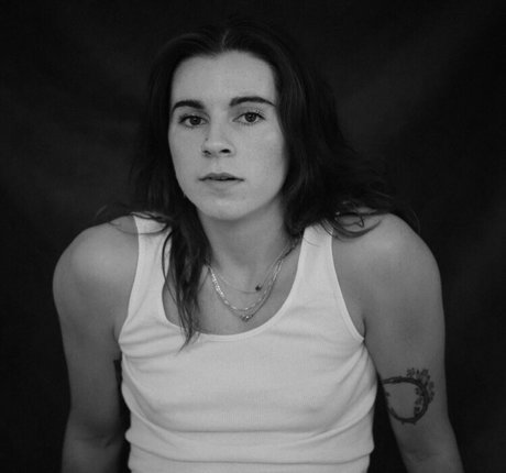 stepdaughter onlyfans free photos