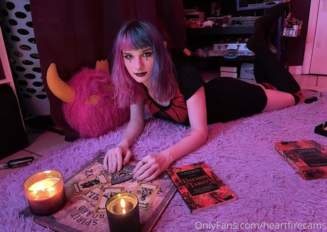 heartfirecams hot star image