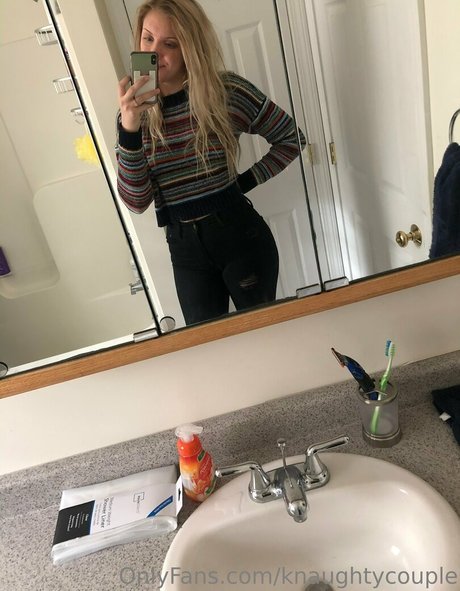 knaughtycouple star perfect img