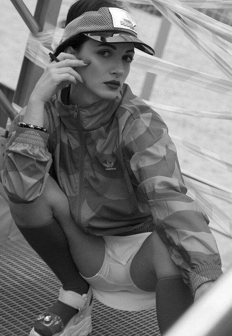 short hair teen onlyfans free xxx image