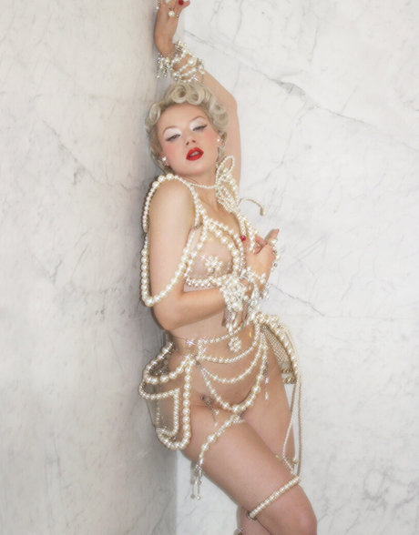 officiallymosh erotic star galleries