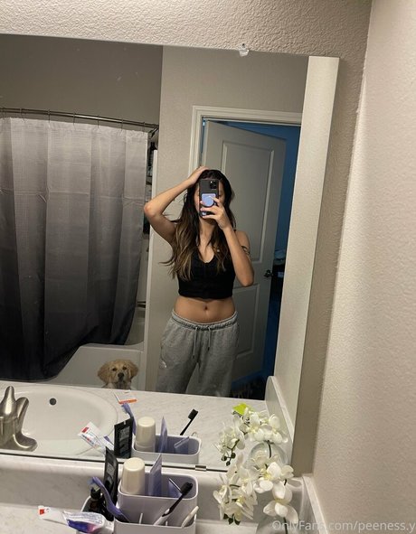 peeness y star nudes galleries