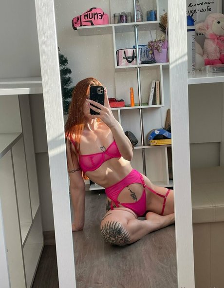 elizabethdontswap pornstar naked img