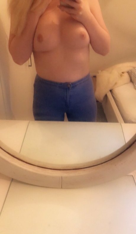 whore wife onlyfans top picture