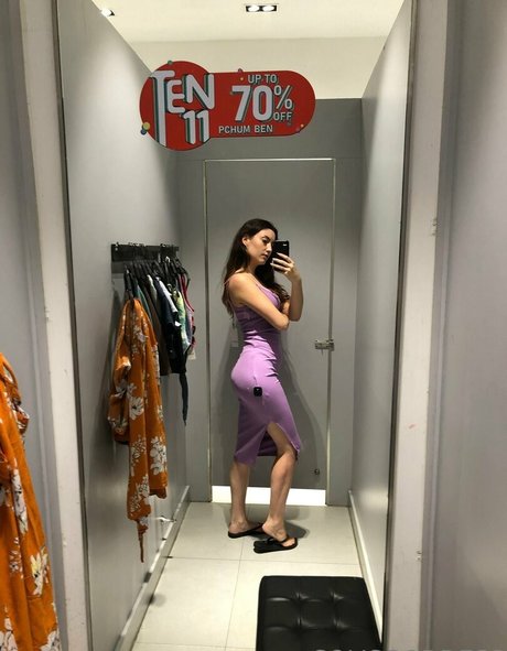 solisgoddess pornographic model img