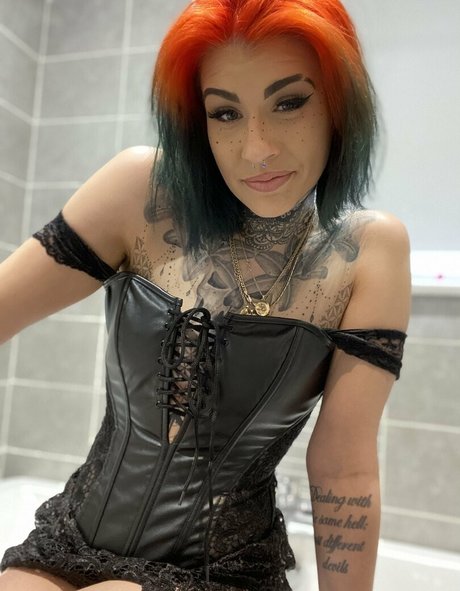 dee louisexxx sex pornstar pics