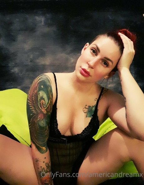 larraphoenix pornstar hd image