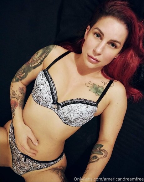 larraphoenix high quality star pic