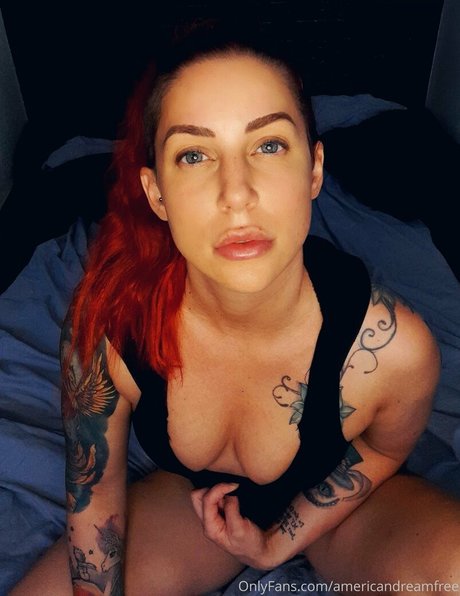 larraphoenix top actress galleries