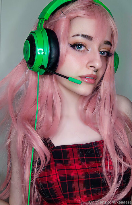 kaaaaze model adult image