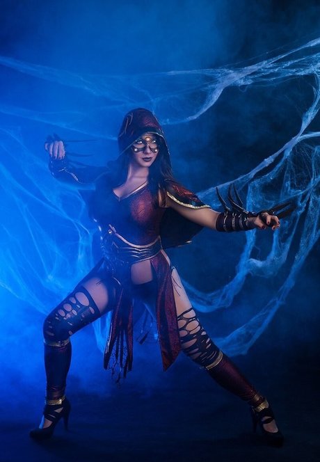 Anastasya Zelenova nude model pic