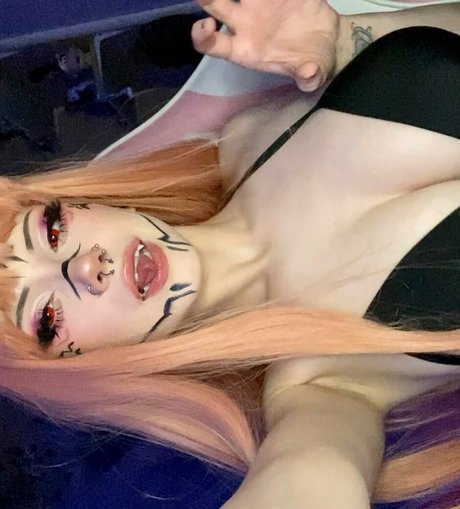 pipssqueakss pornographic star img