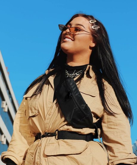 Holly Marston free star images