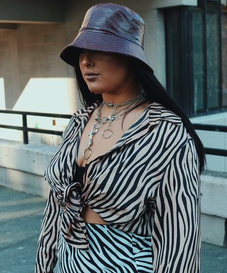 Holly Marston art pornstar img