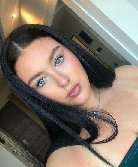 Holly Marston best actress gallery