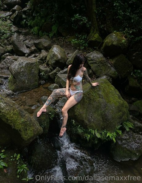 thick latina milf onlyfans nude photo