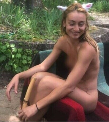 milf strip onlyfans adult pic