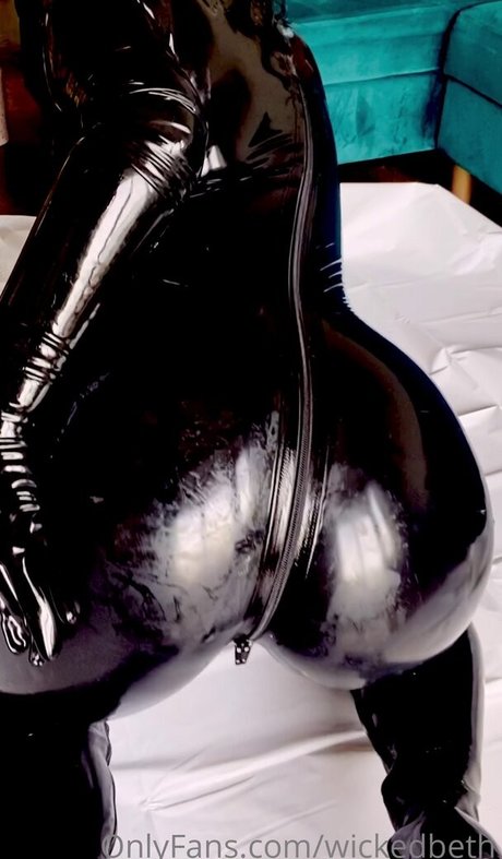 hairy pregnant onlyfans free naked galleries