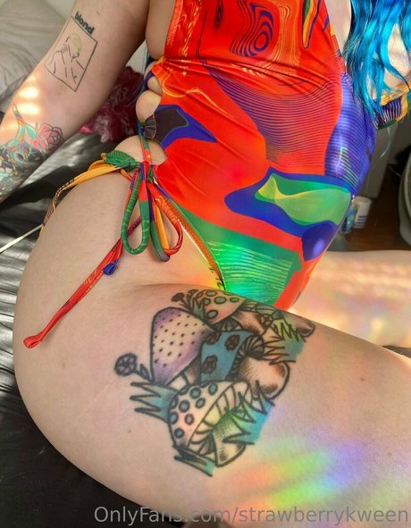 strawberrykween pornstar hd images