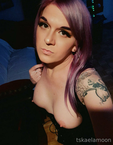 tskaelamoon pornstar high quality pic