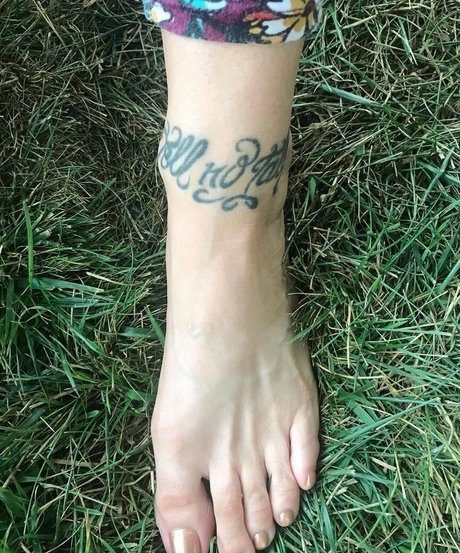 Shelly Martinez best actress pics