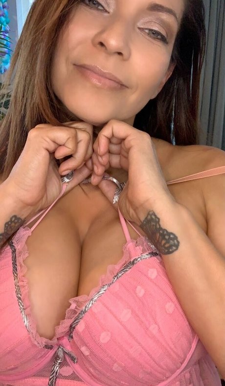 Shelly Martinez model pretty archive