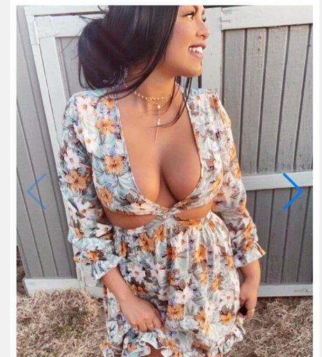 Desdearmon_ naked actress galleries