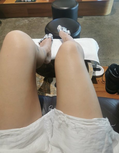 alicenz pretty model picture