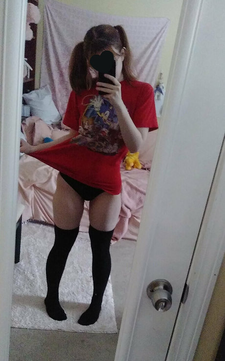 pantydere high quality model img