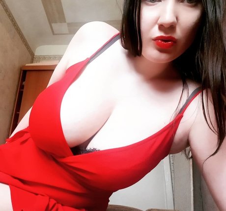 mymillionway beautiful model image