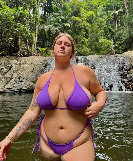 hottest young onlyfans sexy pics