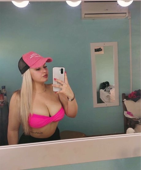 Lolaa leiva high quality actress photo