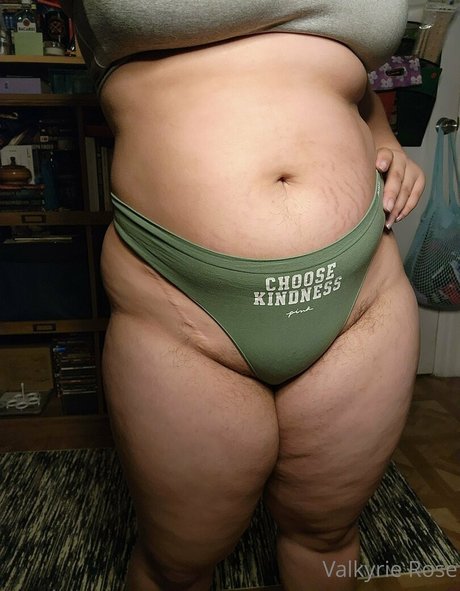 valkyrie rose freee nice actress image