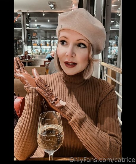 huge tits milf onlyfans porn photos