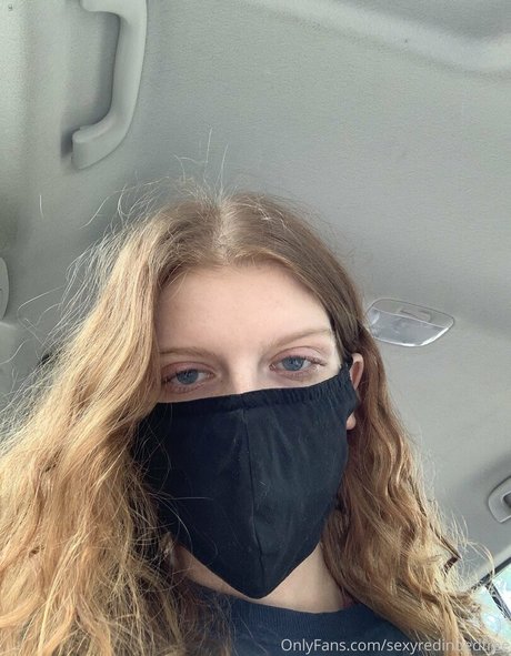 sexyredinbedfree model nude image