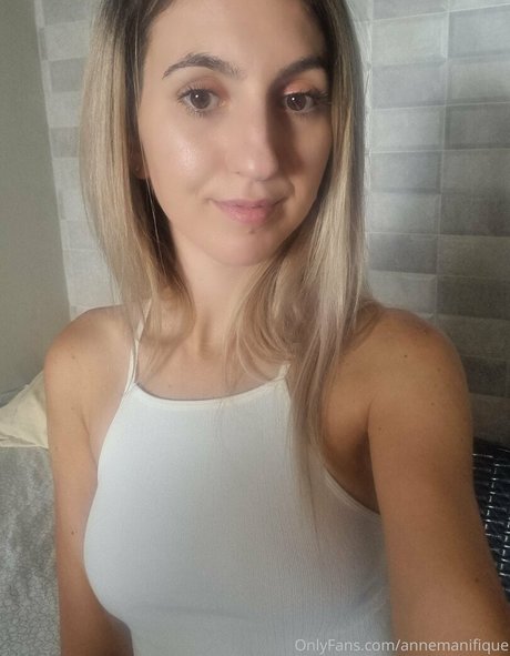 Annemanifique sex actress pics