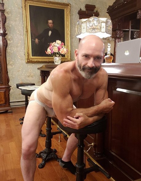 troymontana14 nudes star image