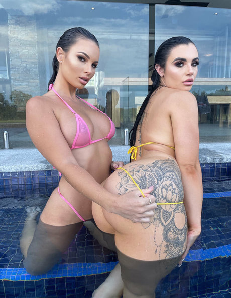 playhouse lifestyle model free galleries