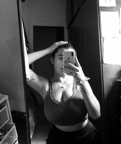 Anna Romero xxx model archive