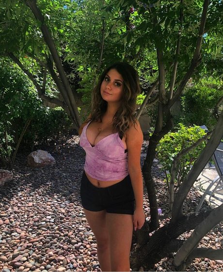 Samantha S nude star archive