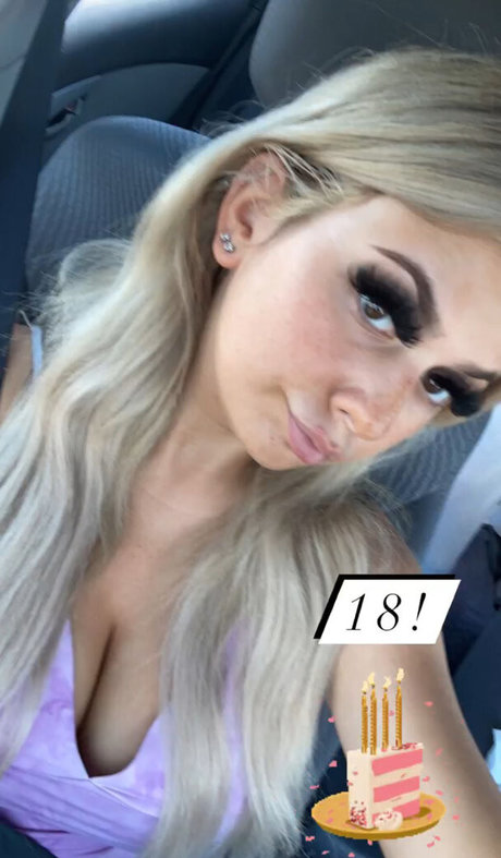 Samantha S art pornstar photos